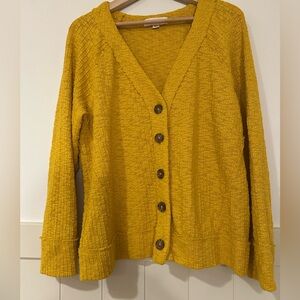 Vince Camuto Mustard Button-Up Cardigan‎